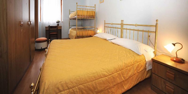 מואנה Hotel Bucaneve מראה חיצוני תמונה